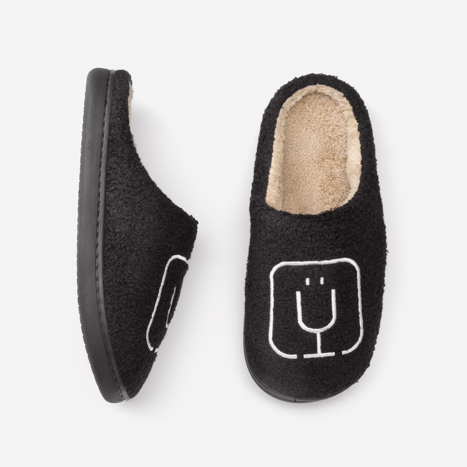 BruMate Fuzzy Slippers | Black